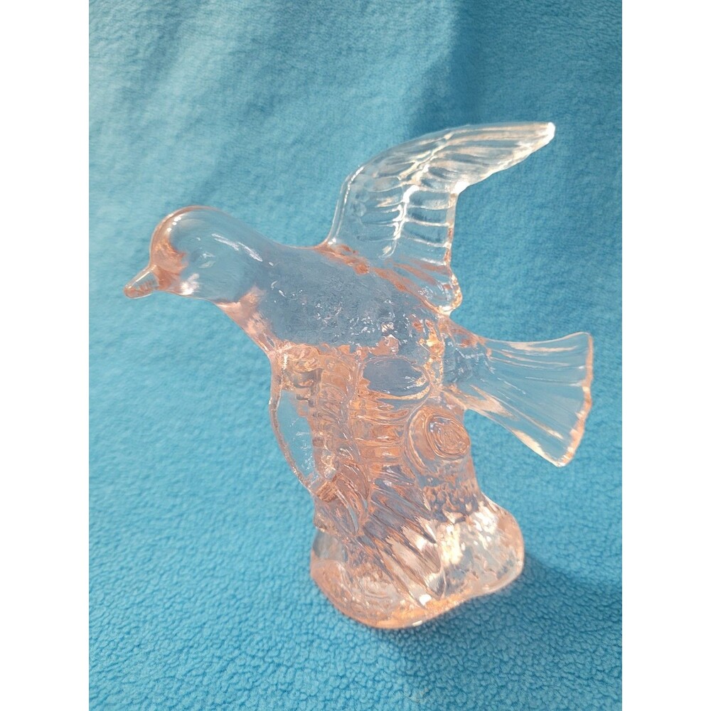 Mosser Pink Art glass Bird in Flight 5.75 inches high